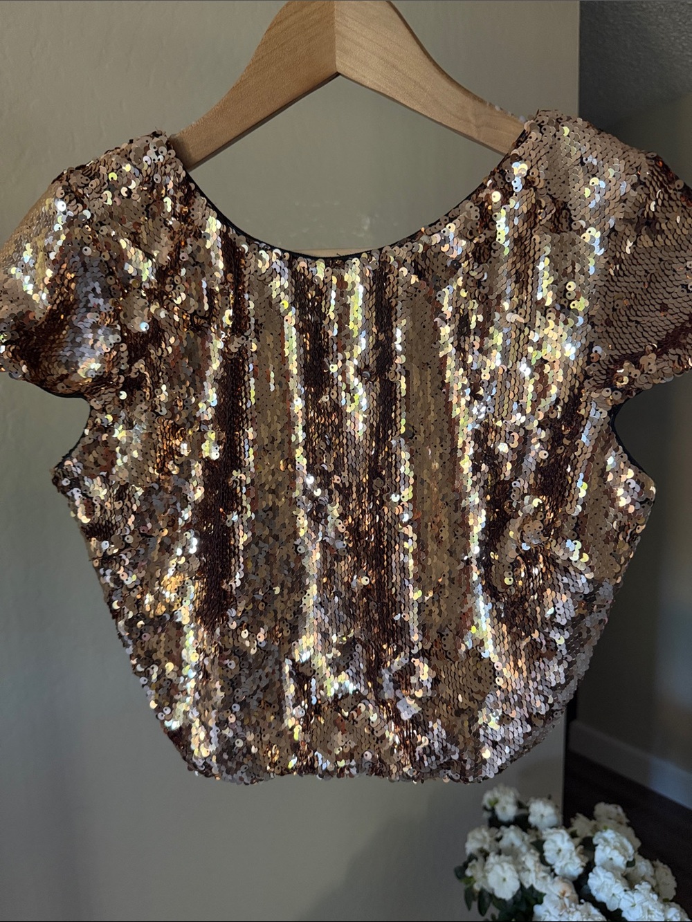 🔥NWT Dress the Population Rose Gold Sequin Crop Top Cocktail Size M